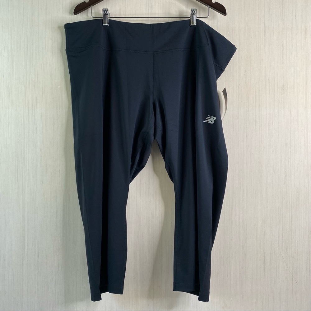 NWT New Balance Women’s Fitted Core Run Capri Leggings Black 2X